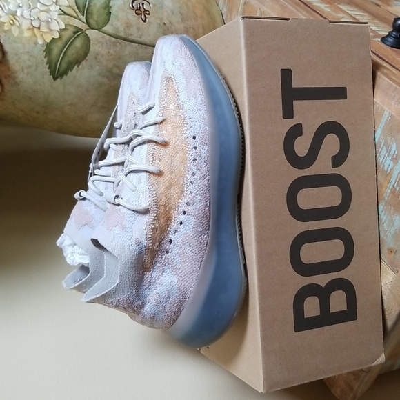 NWT Adidas Yeezy Boost 380 Pepper - SZ 9.5 - Picture 7 of 16